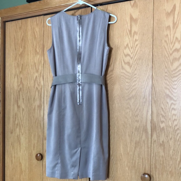 Ann Taylor dress, size 8 - Picture 2 of 9